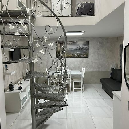 Апартаменты Mortella House Неаполь Экстерьер фото